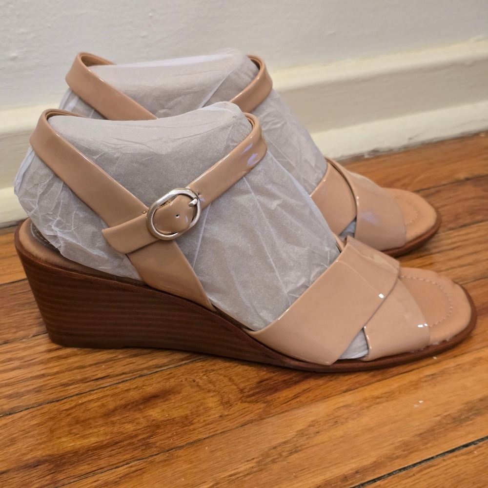 Sofft Wedge Heel Womens 9 Cream Leather